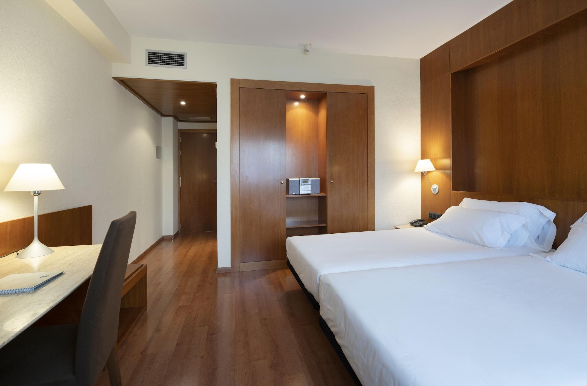 Berenguer IV Hotel Tortosa Exterior photo