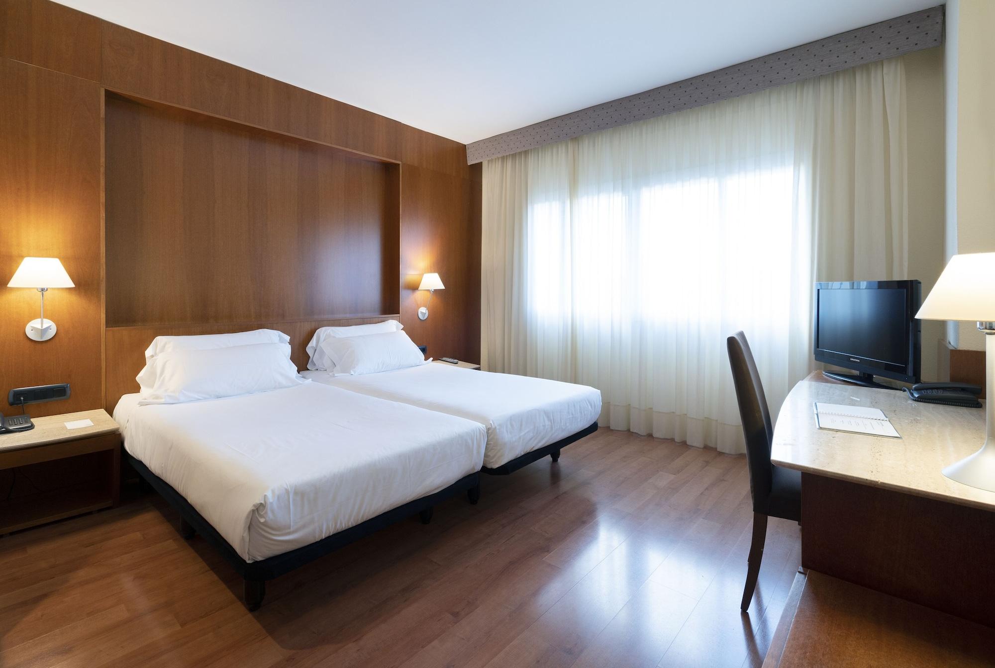Berenguer IV Hotel Tortosa Exterior photo