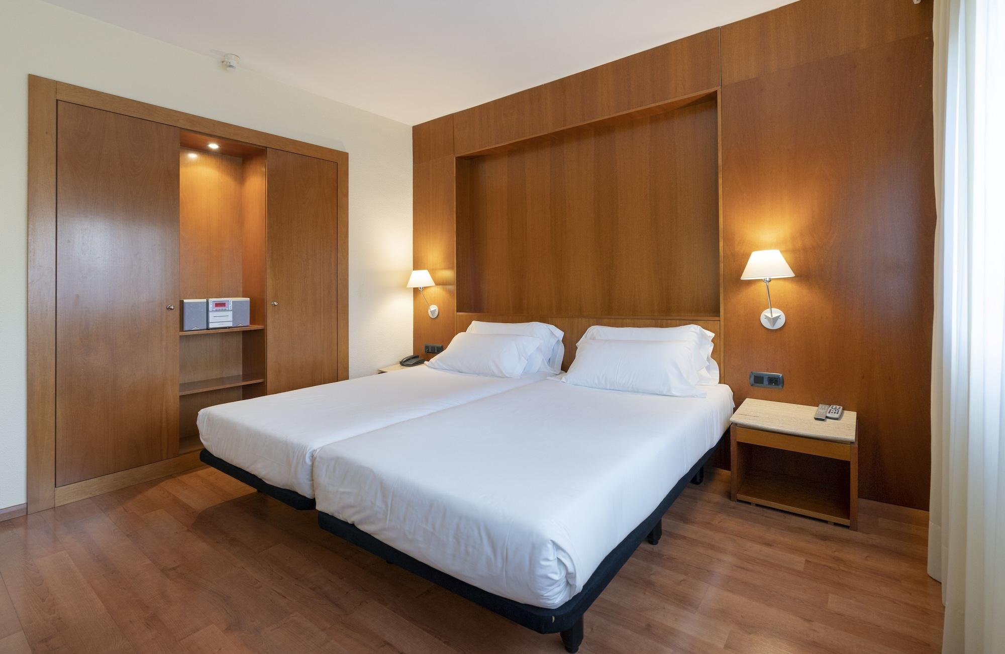 Berenguer IV Hotel Tortosa Exterior photo
