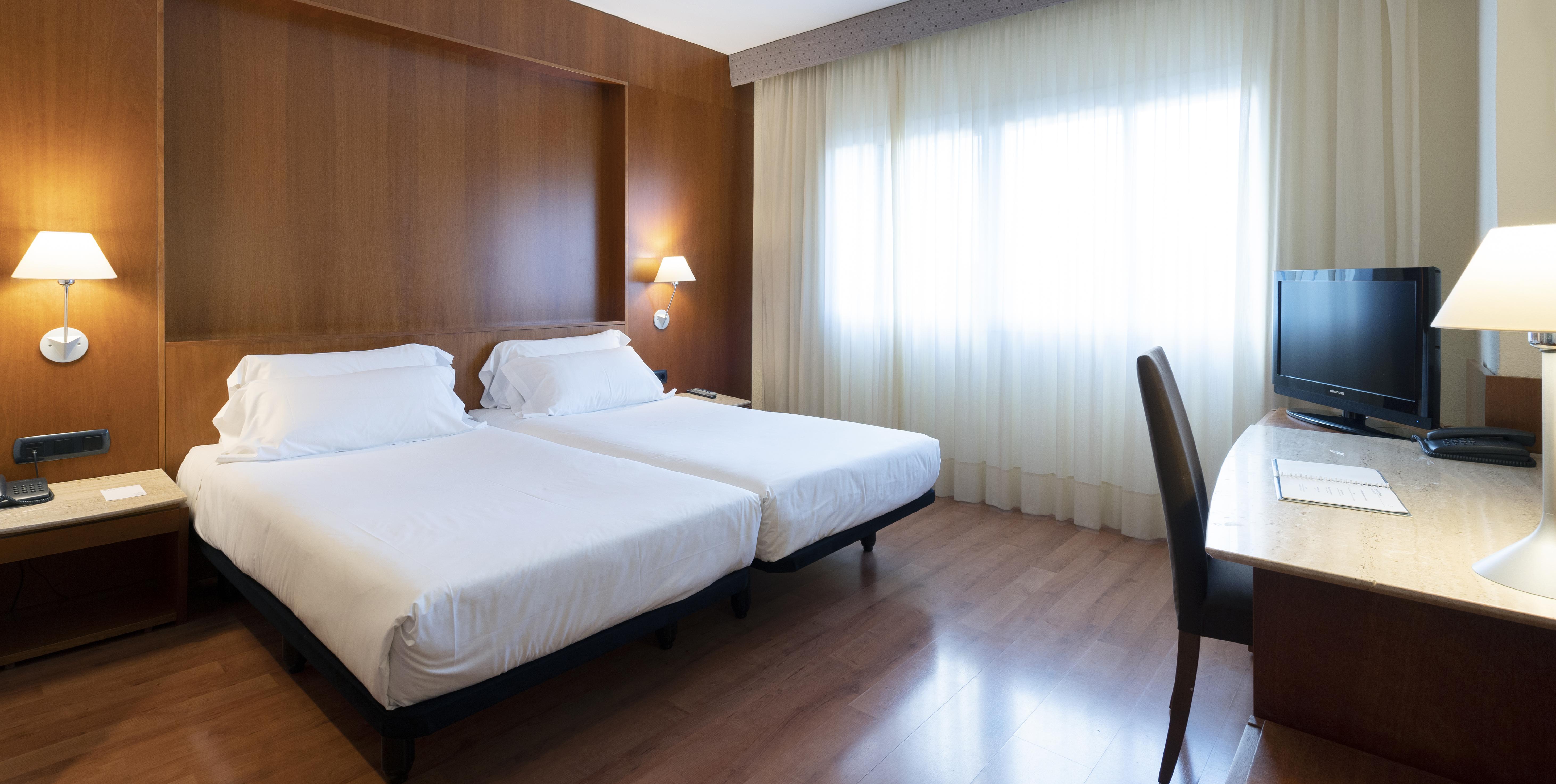Berenguer IV Hotel Tortosa Exterior photo