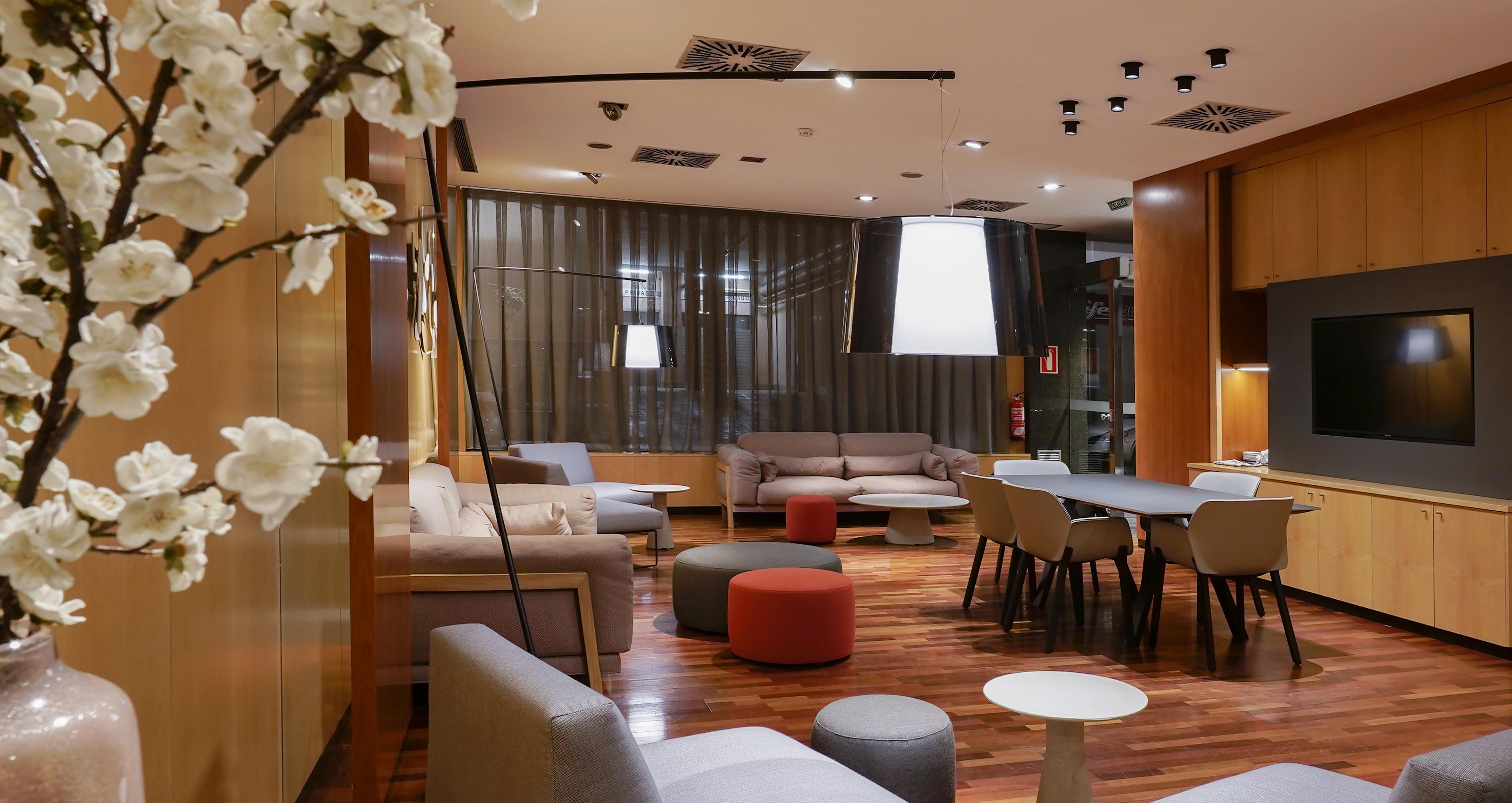 Berenguer IV Hotel Tortosa Exterior photo