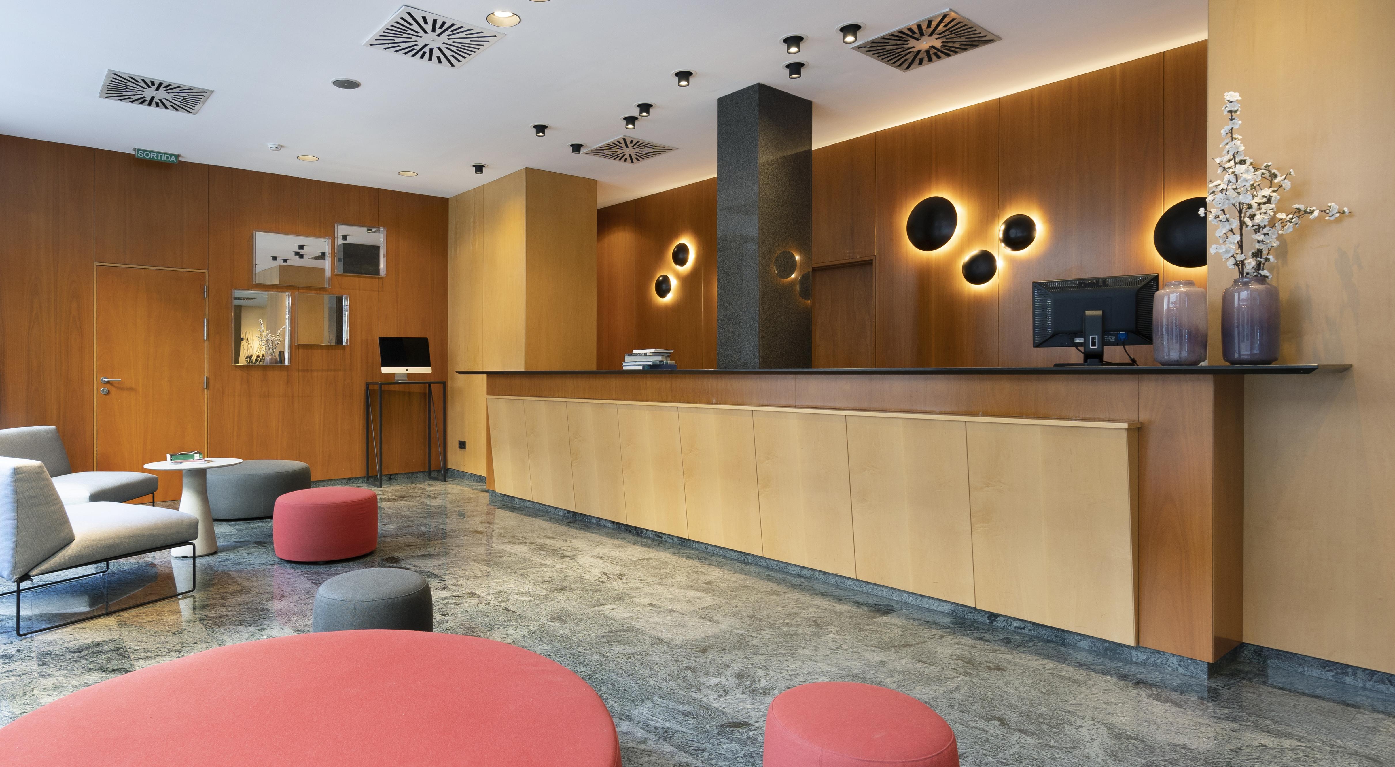 Berenguer IV Hotel Tortosa Exterior photo